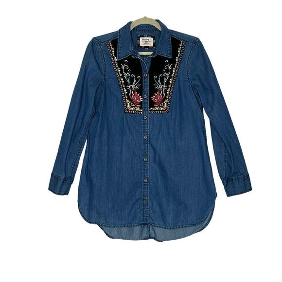 Anthropologie Holding Horses Denim Embroidered Long Sleeve Shirt| Size 4 - Picture 3 of 7